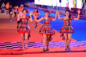 BIB: 317
                            <button type="button" onclick="openModal(23203974)" class="btn btn-primary btn-sm float-right btn-popup" data-toggle="modal" data-target=".modal-high-quality">
                        <i class="fas fa-shopping-cart"></i> Add to Cart
                    </button>
                                            <button type="button" onclick="isThisMe(23203974, true)" class="btn btn-success btn-sm float-right btn-popup btn-isme hidden" data-toggle="tooltip" data-placement="bottom" title="นี่คือรูปของคุณใช่ไหม คลิกที่นี่เพื่อเอาเข้าอัลบั้ม">
                        <i class="fas fa-plus"></i> Add to album
                    </button>
                    <button type="button" onclick="isThisMe(23203974, false)" class="btn btn-warning btn-sm float-right btn-popup btn-isnotme hidden">
                        <i class="fas fa-ban"></i> Remove from album
                    </button>